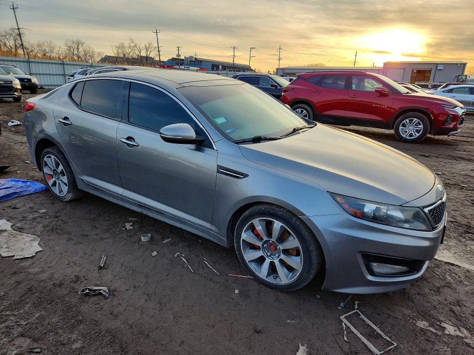 2013 Kia Optima მანქანა იყიდება აუქციონზე, vin: 5XXGR4A6XDG111884, აუქციონის ნომერი: 46552836