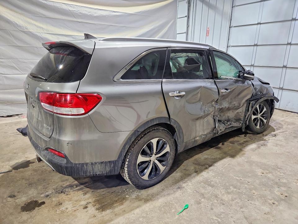 2017 Kia Sorento მანქანა იყიდება აუქციონზე, vin: 5XYPHDA51HG204451, აუქციონის ნომერი: 41946346