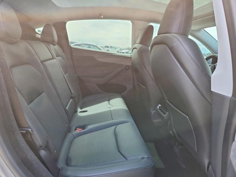 46236536 :رقم المزاد ، 7SAYGDED2TA605225 vin ، 2026 Tesla Model Y مزاد بيع