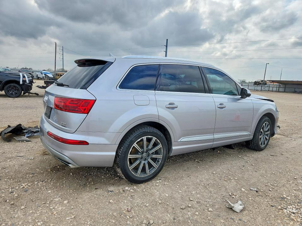 45629686 :رقم المزاد ، WA1LAAF73HD058476 vin ، 2017 Audi Q7 مزاد بيع