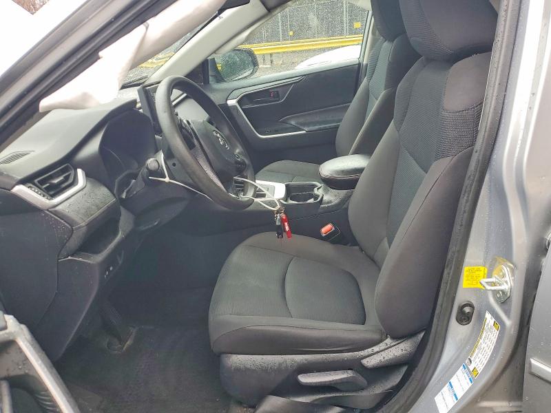 46154376 :رقم المزاد ، 2T3F1RFV3MC144904 vin ، 2021 Toyota Rav4 مزاد بيع