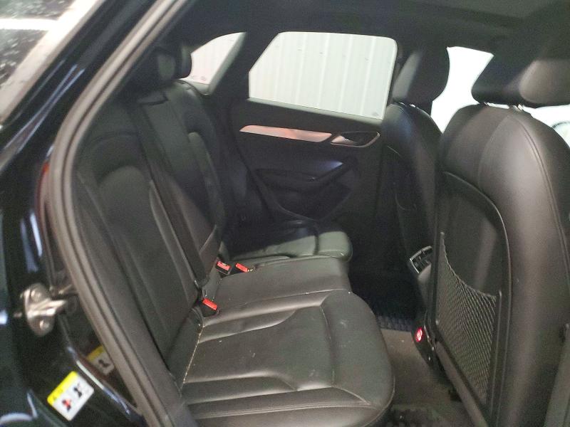 46040166 :رقم المزاد ، WA1BFCFS1GR018850 vin ، 2016 Audi Q3 مزاد بيع