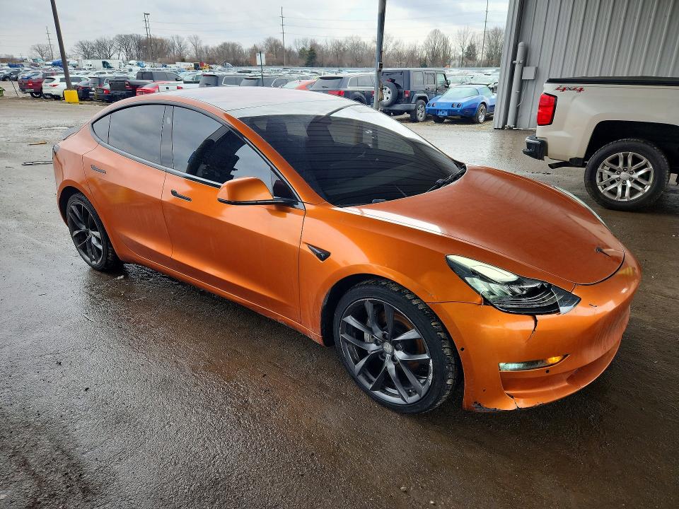 Продаж на аукціоні авто 2018 Tesla Model 3, vin: 5YJ3E1EB6JF064383, номер лоту: 79881085