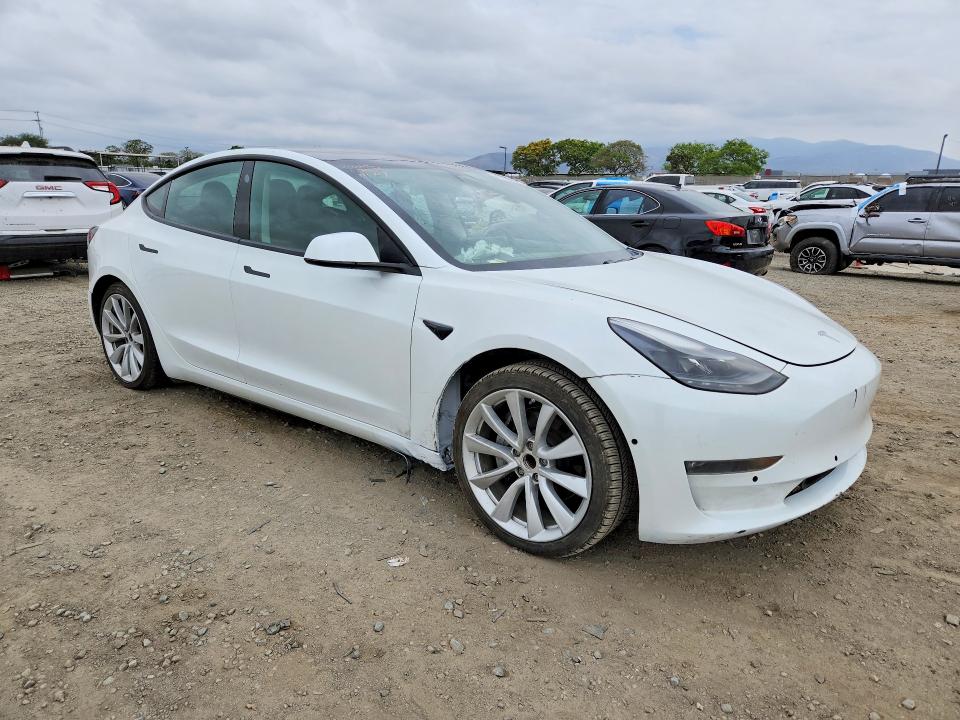 48086526 :رقم المزاد ، 5YJ3E1EA3MF873724 vin ، 2021 Tesla Model 3 مزاد بيع
