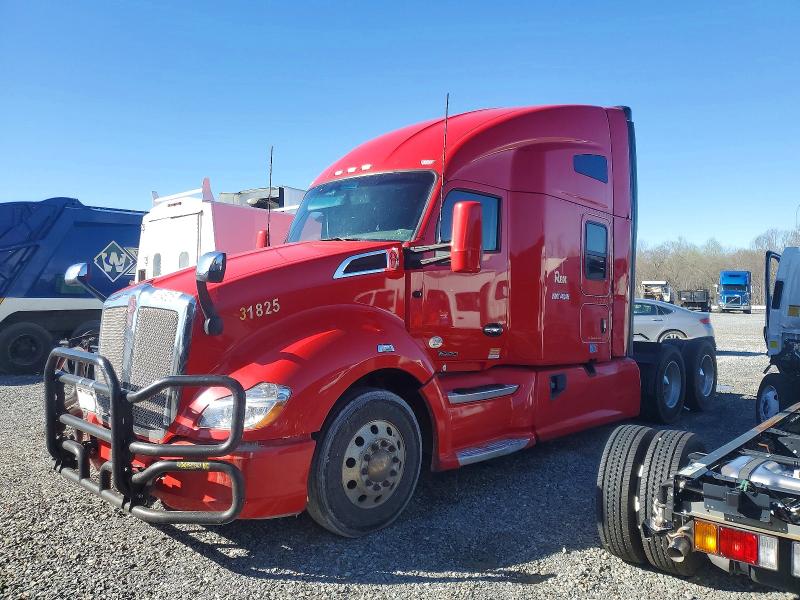 45545216 :رقم المزاد ، 1XKYDP9X0LJ370254 vin ، 2020 Kenworth Construction مزاد بيع