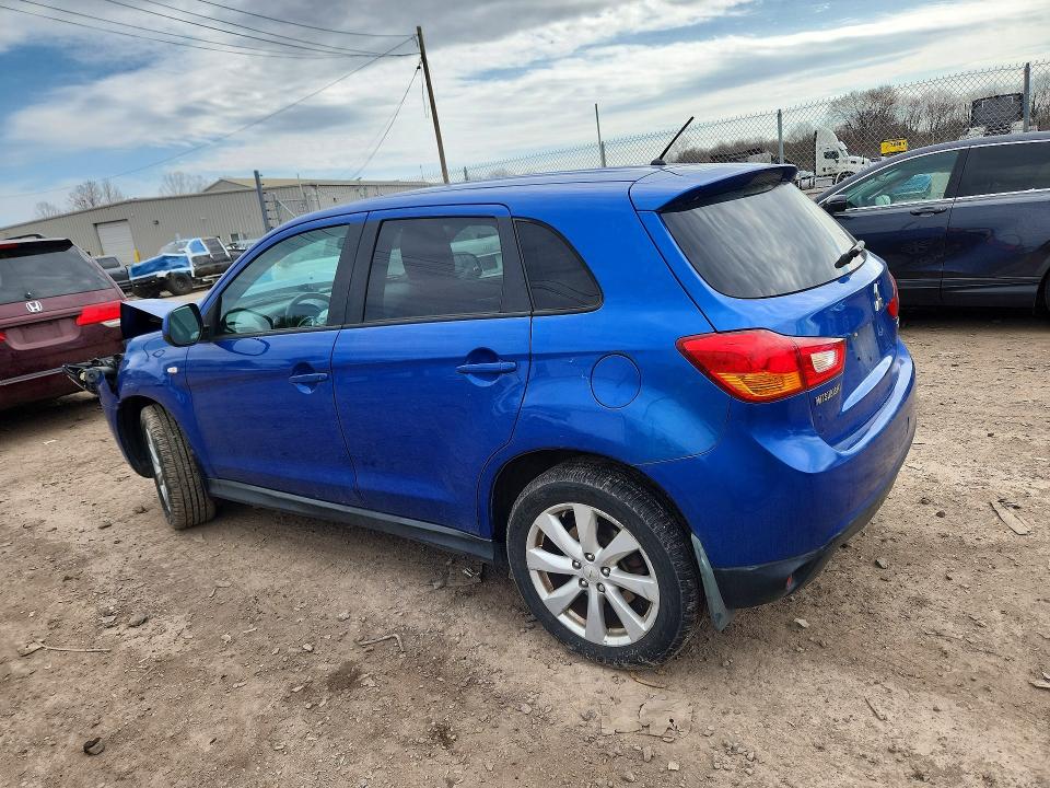 47343236 :رقم المزاد ، 4A4AP3AU3FE058353 vin ، 2015 Mitsubishi Outlander Sport مزاد بيع