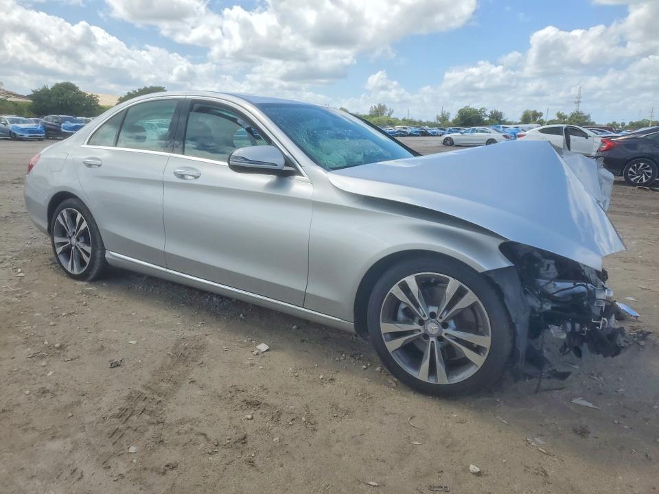 2016 Mercedes-benz C მანქანა იყიდება აუქციონზე, vin: 55SWF4JB1GU173679, აუქციონის ნომერი: 46927146