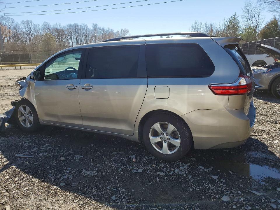 Aukcja sprzedaży 2015 Toyota Sienna, vin: 5TDKK3DC8FS677490, numer aukcji: 79917935