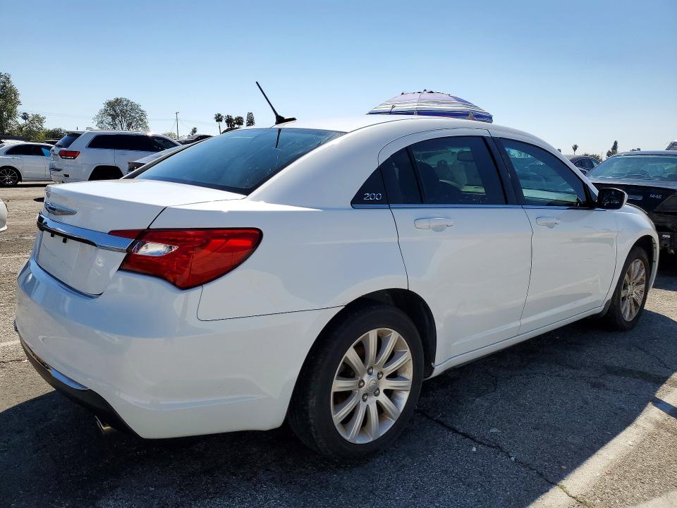 47220376 :رقم المزاد ، 1C3CCBBB1DN539741 vin ، 2013 Chrysler 200 مزاد بيع