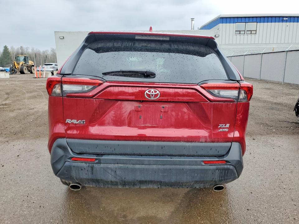 47024866 :رقم المزاد ، 2T3R1RFV0MW170257 vin ، 2021 Toyota Rav4 مزاد بيع