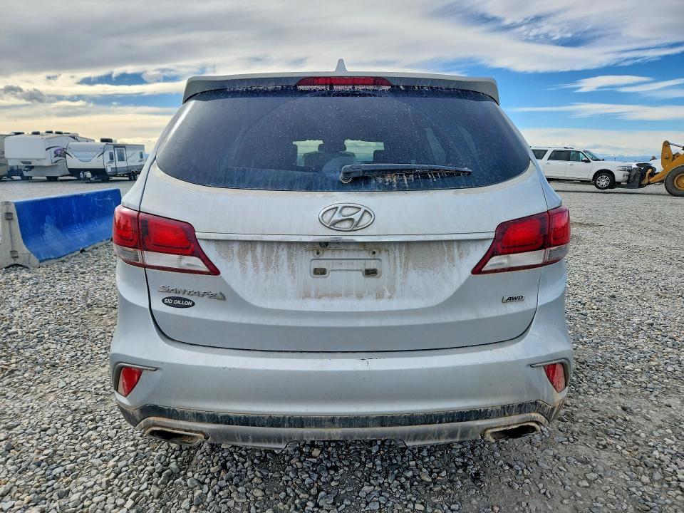 2017 Hyundai Santa Fe მანქანა იყიდება აუქციონზე, vin: KM8SMDHF4HU202823, აუქციონის ნომერი: 45523206