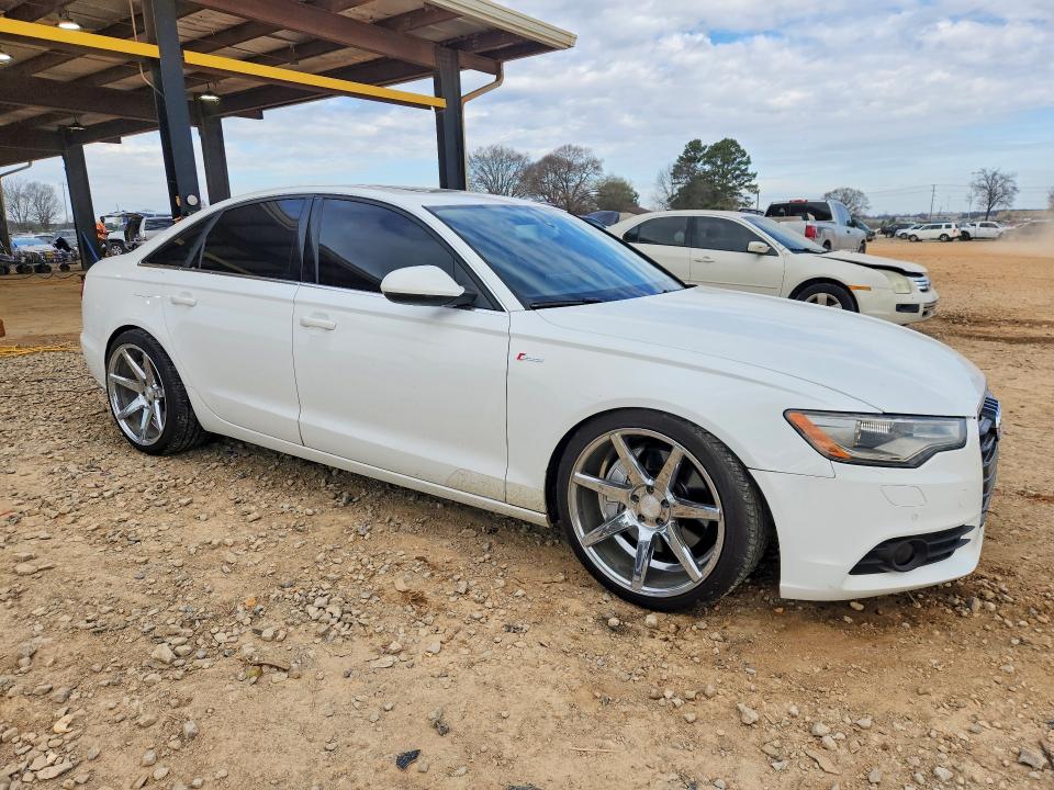 Продажа на аукционе авто 2012 Audi A6, vin: WAUGGAFC9CN126878, номер лота: 79478325
