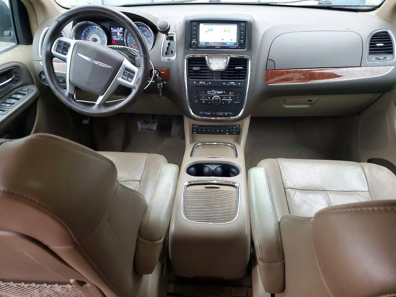 45756346 :رقم المزاد ، 2A4RR6DG1BR667329 vin ، 2011 Chrysler Town & Country مزاد بيع