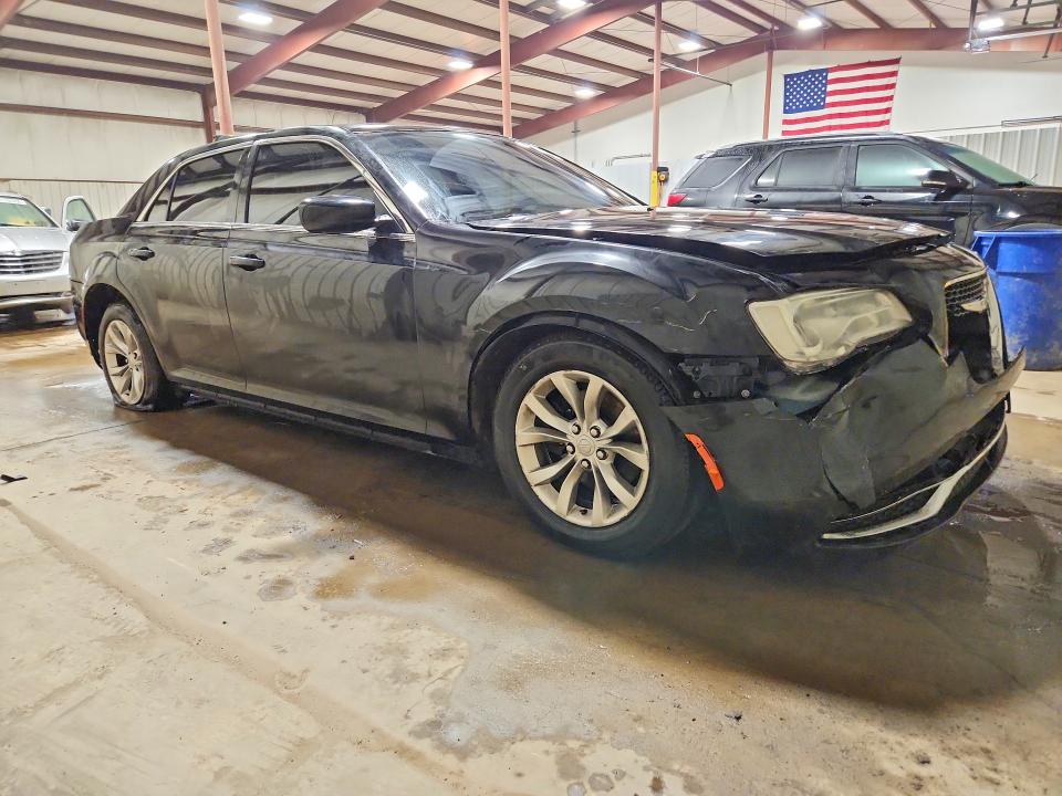 79753135 :رقم المزاد ، 2C3CCAAG3JH320565 vin ، 2018 Chrysler 300 مزاد بيع