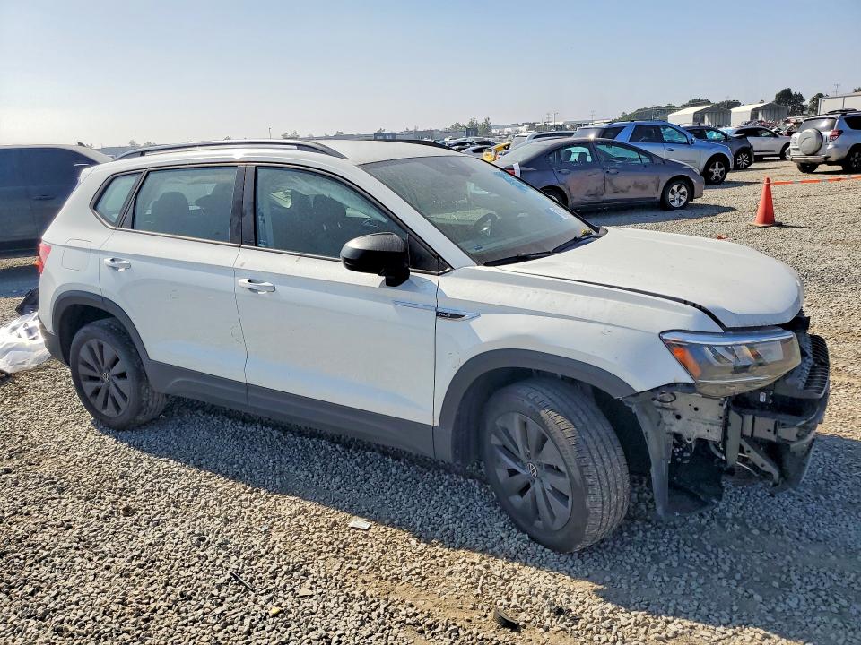 Продаж на аукціоні авто 2024 Volkswagen Taos, vin: 3VV5X7B28RM072522, номер лоту: 47208636