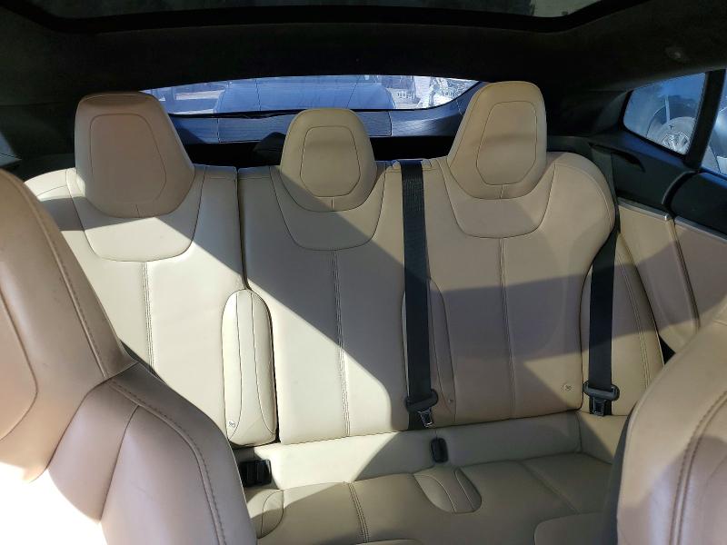Продажа на аукционе авто 2015 Tesla Model S, vin: 5YJSA1E2XFF120162, номер лота: 79837635