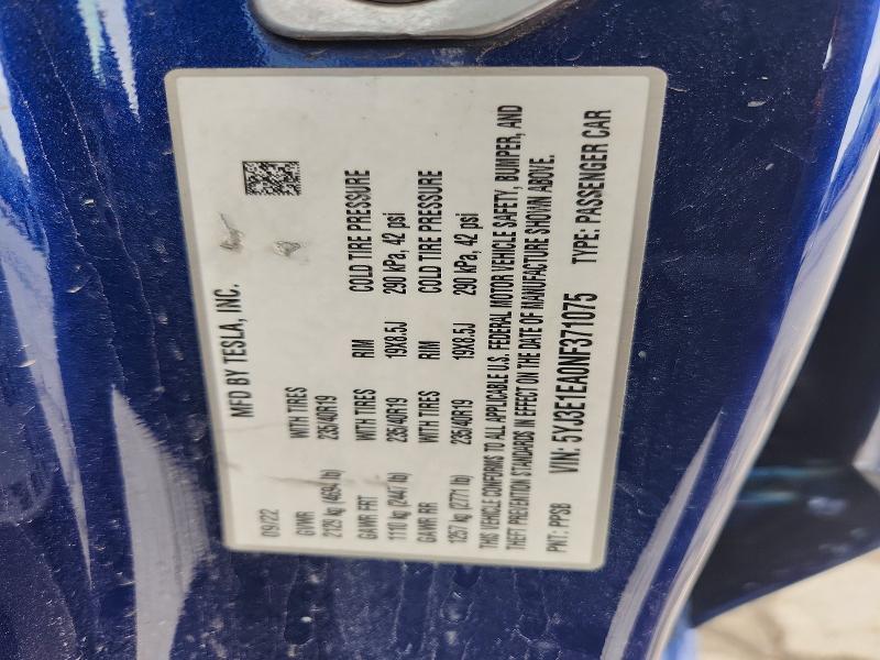 48025116 :رقم المزاد ، 5YJ3E1EA0NF371075 vin ، 2022 Tesla Model 3 مزاد بيع
