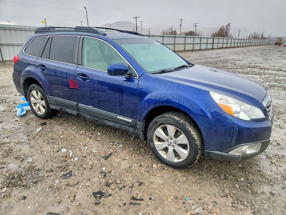 79829135 :رقم المزاد ، 4S4BRBKC6B3437838 vin ، 2011 Subaru Outback مزاد بيع