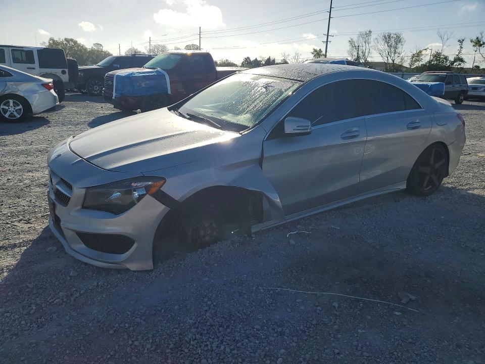 54856926 :رقم المزاد ، WDDSJ4GB5FN239226 vin ، 2015 Mercedes-benz Cla مزاد بيع