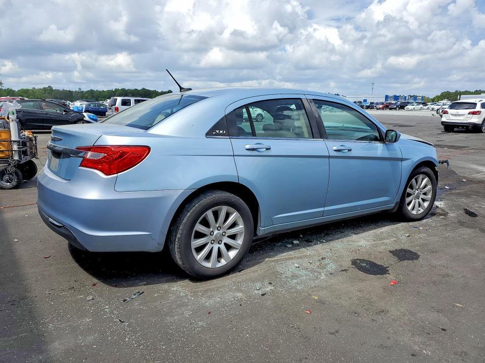 47287216 :رقم المزاد ، 1C3CCBBB0DN545904 vin ، 2013 Chrysler 200 مزاد بيع