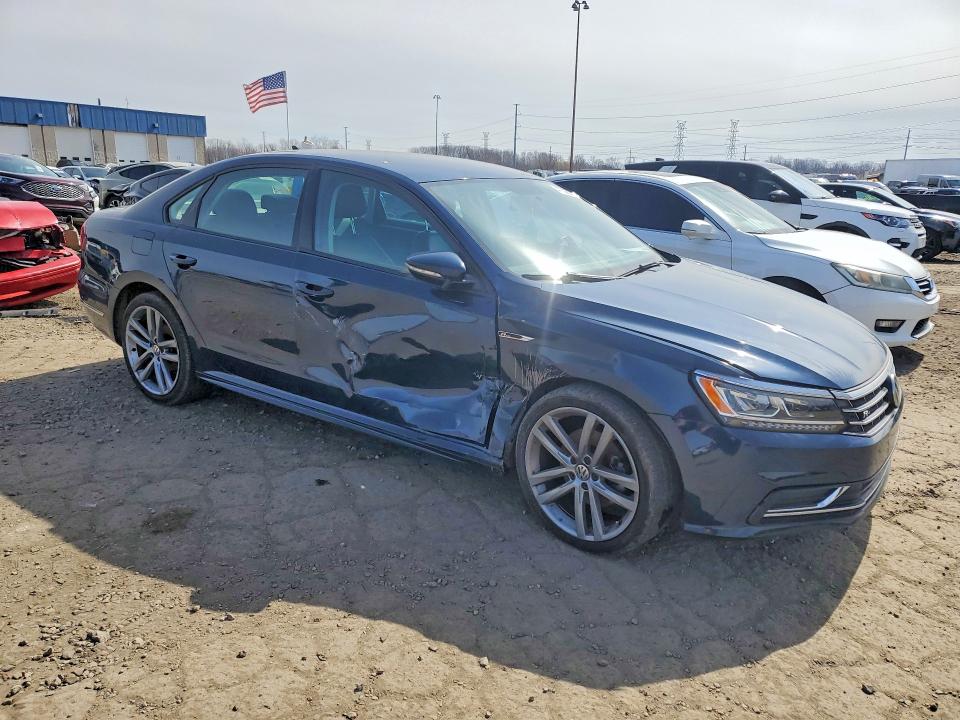 Продажа на аукционе авто 2018 Volkswagen Passat, vin: 1VWAA7A32JC014496, номер лота: 47588676