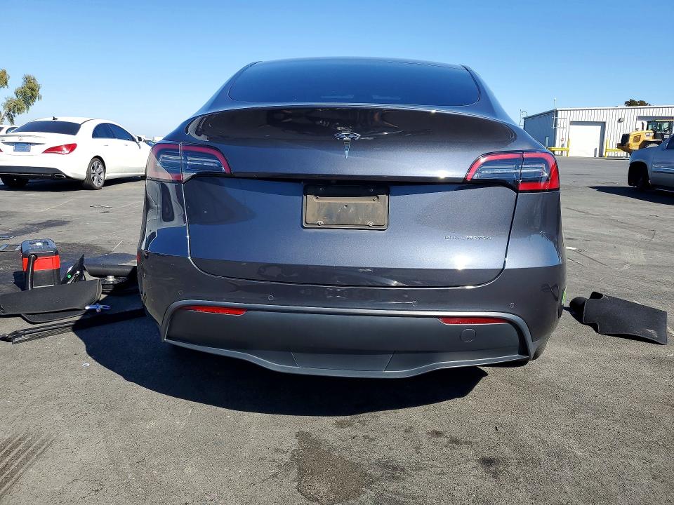 Продажа на аукционе авто 2022 Tesla Model Y, vin: 7SAYGAEE3NF364935, номер лота: 46538856