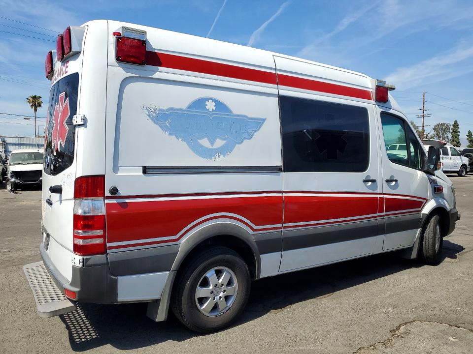 47814566 :رقم المزاد ، WDAPE7CD4HP390629 vin ، 2017 Mercedes-benz Sprinter مزاد بيع