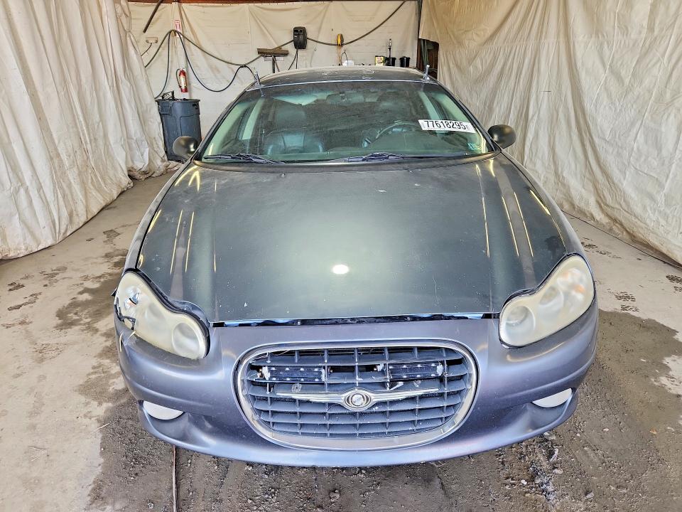 2003 Chrysler Concorde მანქანა იყიდება აუქციონზე, vin: 2C3HD36M03H541136, აუქციონის ნომერი: 77618295