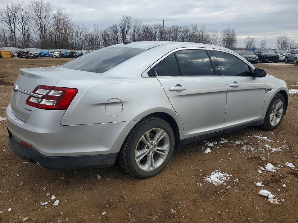 2018 Ford Taurus მანქანა იყიდება აუქციონზე, vin: 1FAHP2D89JG129797, აუქციონის ნომერი: 46566176