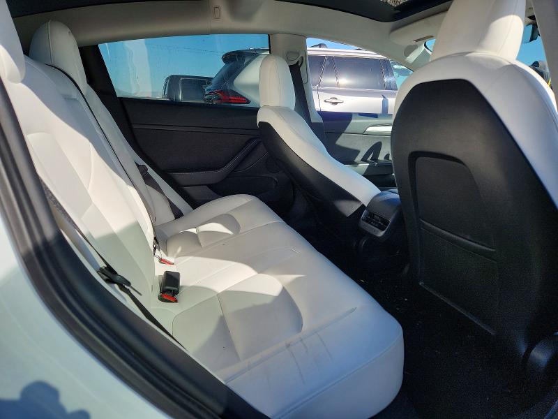 45857896 :رقم المزاد ، 5YJ3E1EB7MF013334 vin ، 2021 Tesla Model 3 مزاد بيع