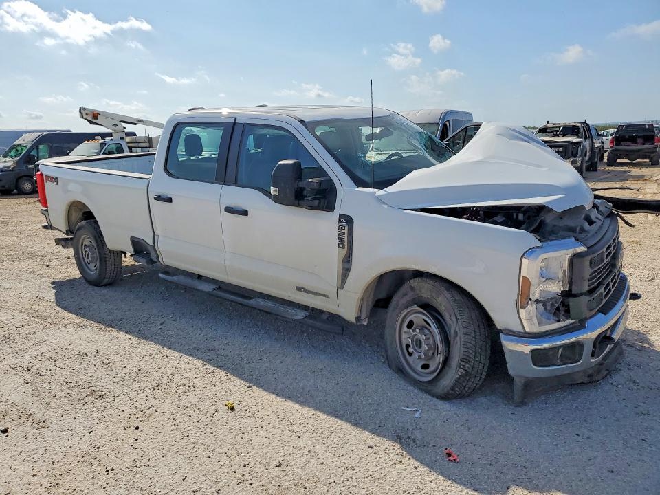 46624936 :رقم المزاد ، 1FT7W2BT2RED03331 vin ، 2024 Ford F250 مزاد بيع