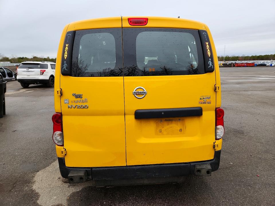 47618866 :رقم المزاد ، 3N8CM0JTXHK707450 vin ، 2017 Nissan Nv200 مزاد بيع