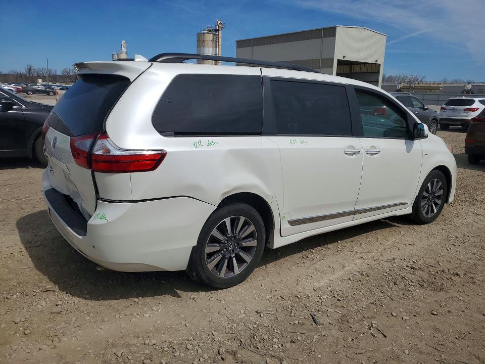 Продажа на аукционе авто 2018 Toyota Sienna, vin: 5TDDZ3DCXJS193625, номер лота: 47041996