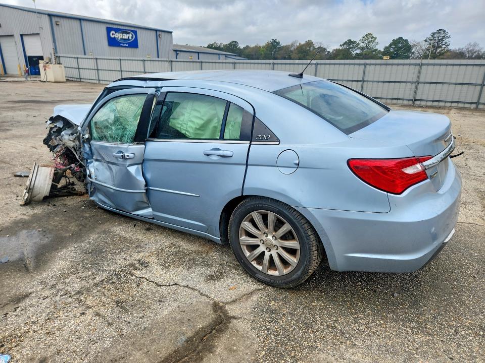 Продаж на аукціоні авто 2013 Chrysler 200, vin: 1C3CCBBG0DN706201, номер лоту: 79900045