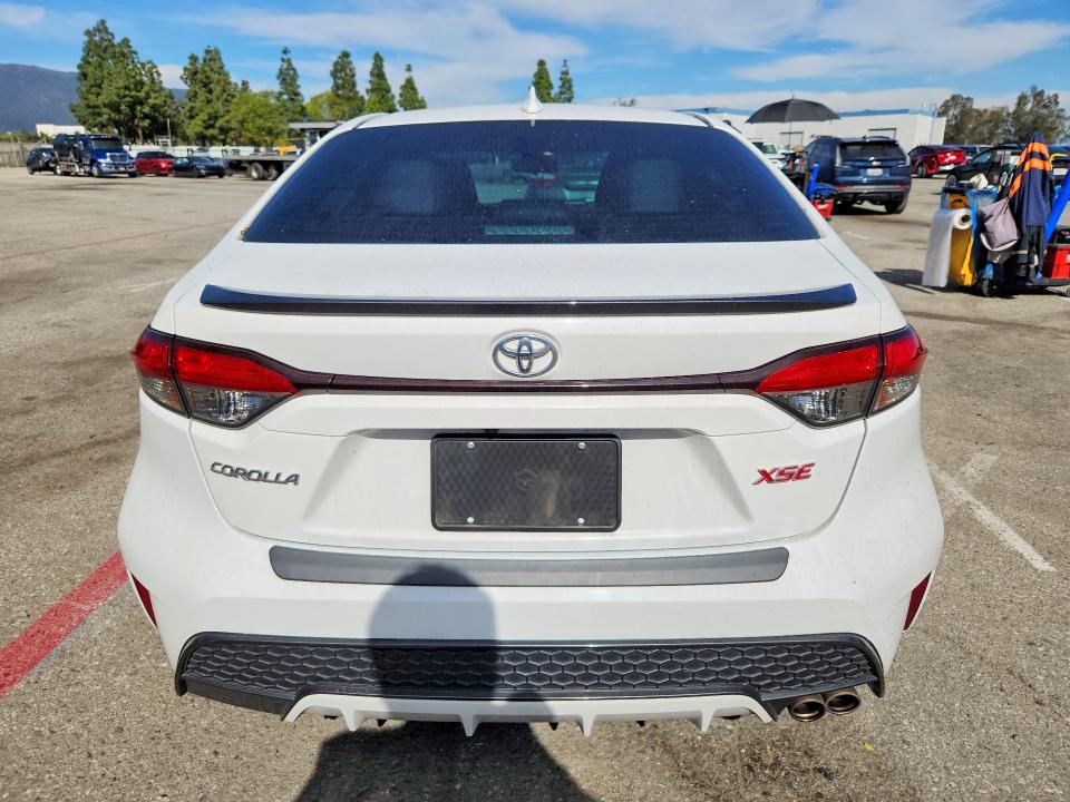 79842975 :رقم المزاد ، 5YFT4RCE2LP054259 vin ، 2020 Toyota Corolla مزاد بيع