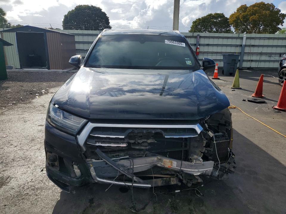 Продажа на аукционе авто 2017 Audi Q7, vin: WA1LAAF77HD014920, номер лота: 79963305