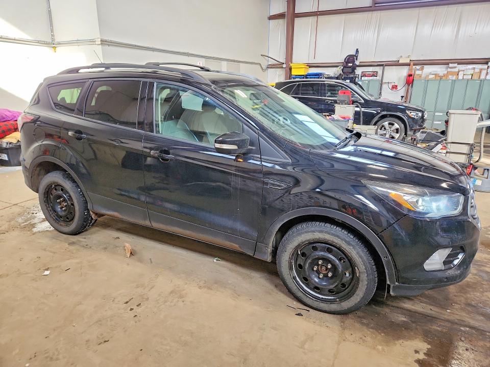 79426635 :رقم المزاد ، 1FMCU9J94JUB64733 vin ، 2018 Ford Escape مزاد بيع