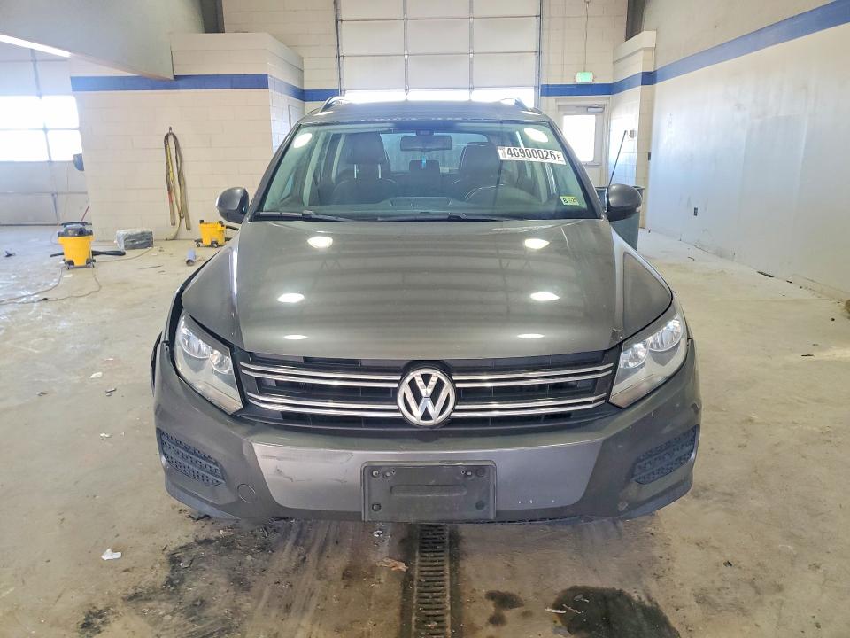 Aukcja sprzedaży 2016 Volkswagen Tiguan, vin: WVGBV7AX7GW573706, numer aukcji: 46900026