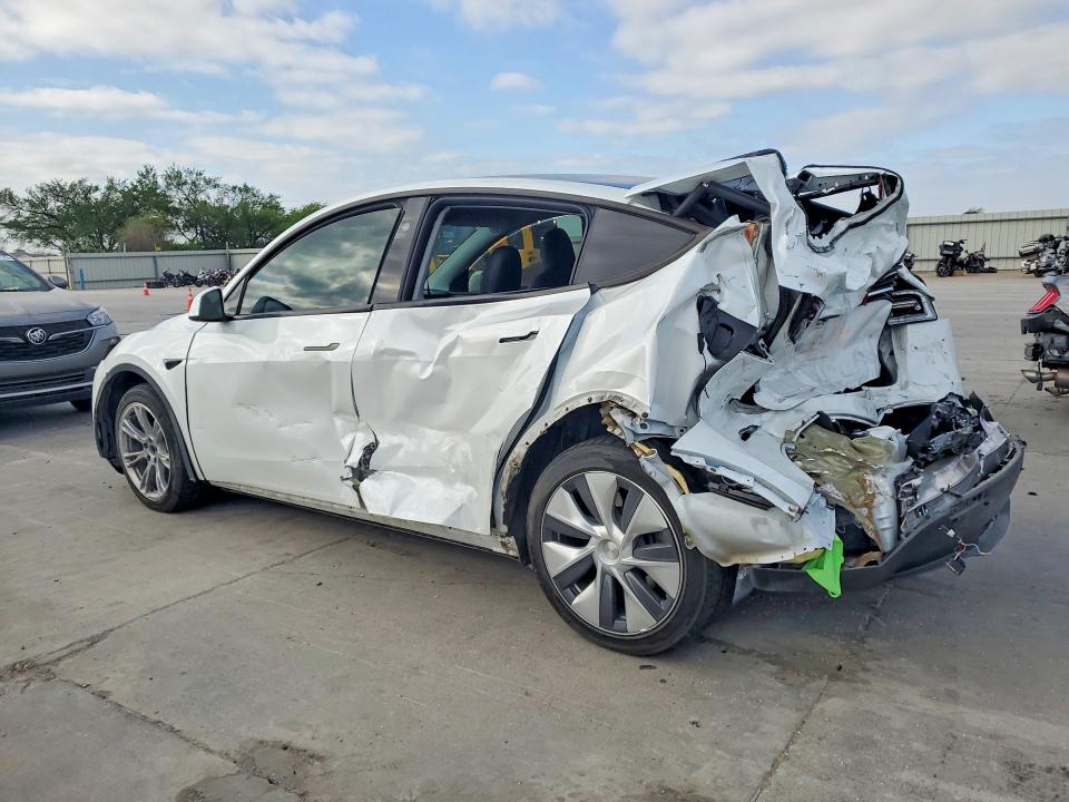 Продаж на аукціоні авто 2023 Tesla Model Y, vin: 7SAYGDEE7PA155957, номер лоту: 47737796