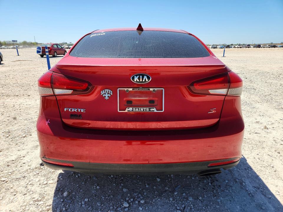 2017 Kia Forte მანქანა იყიდება აუქციონზე, vin: 3KPFL4A78HE058266, აუქციონის ნომერი: 46560096
