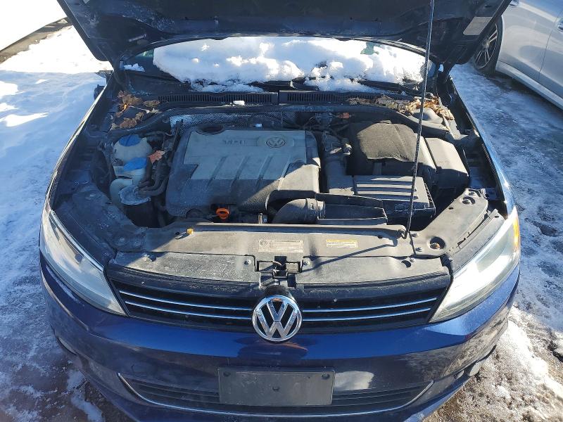 78101765 :رقم المزاد ، 3VWDL7AJ2EM377682 vin ، 2014 Volkswagen Jetta مزاد بيع