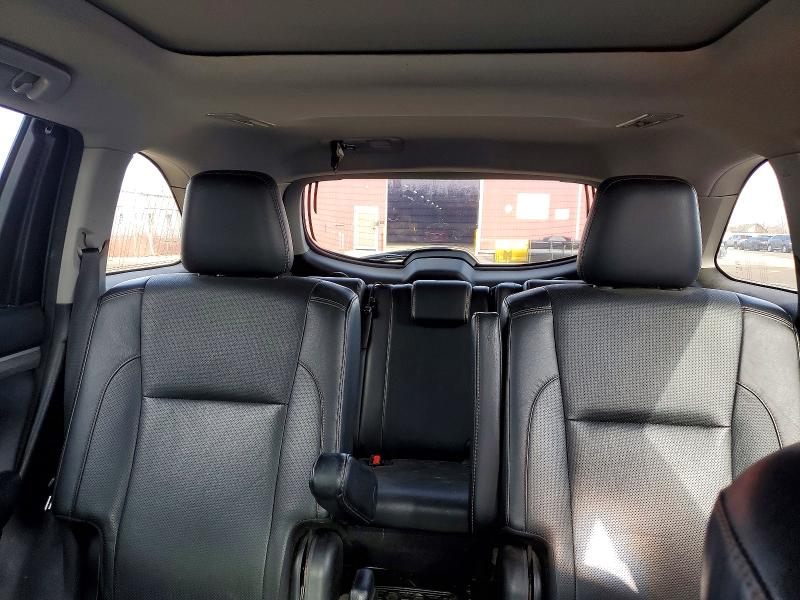 76202155 :رقم المزاد ، 5TDDZRFH1JS833975 vin ، 2018 Toyota Highlander مزاد بيع