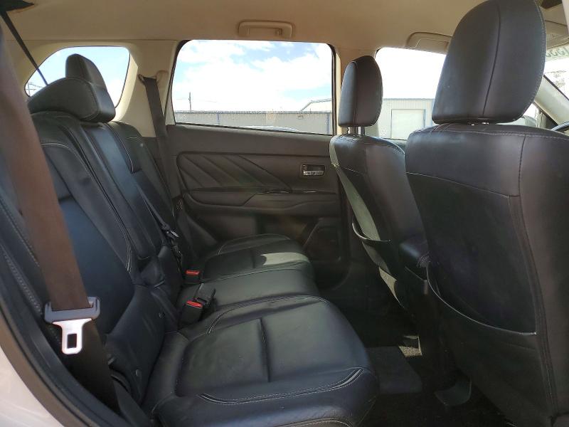 Продаж на аукціоні авто 2018 Mitsubishi Outlander, vin: JA4J24A53JZ070776, номер лоту: 46113336