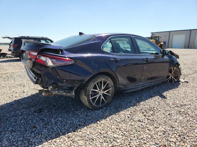 46676656 :رقم المزاد ، 4T1G11AK6MU526709 vin ، 2021 Toyota Camry مزاد بيع