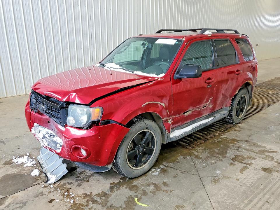 47008426 :رقم المزاد ، 1FMCU9DG9AKB73322 vin ، 2010 Ford Escape مزاد بيع