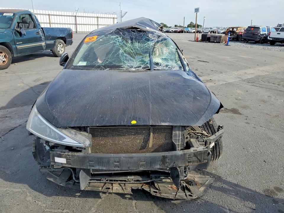 47833686 :رقم المزاد ، 5NPD84LF9KH459681 vin ، 2019 Hyundai Elantra مزاد بيع