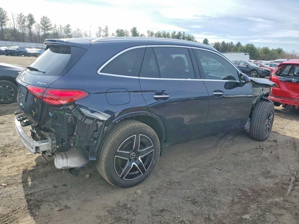 Продаж на аукціоні авто 2024 Mercedes-benz Glc, vin: W1NKM4HB6RF205772, номер лоту: 46470646