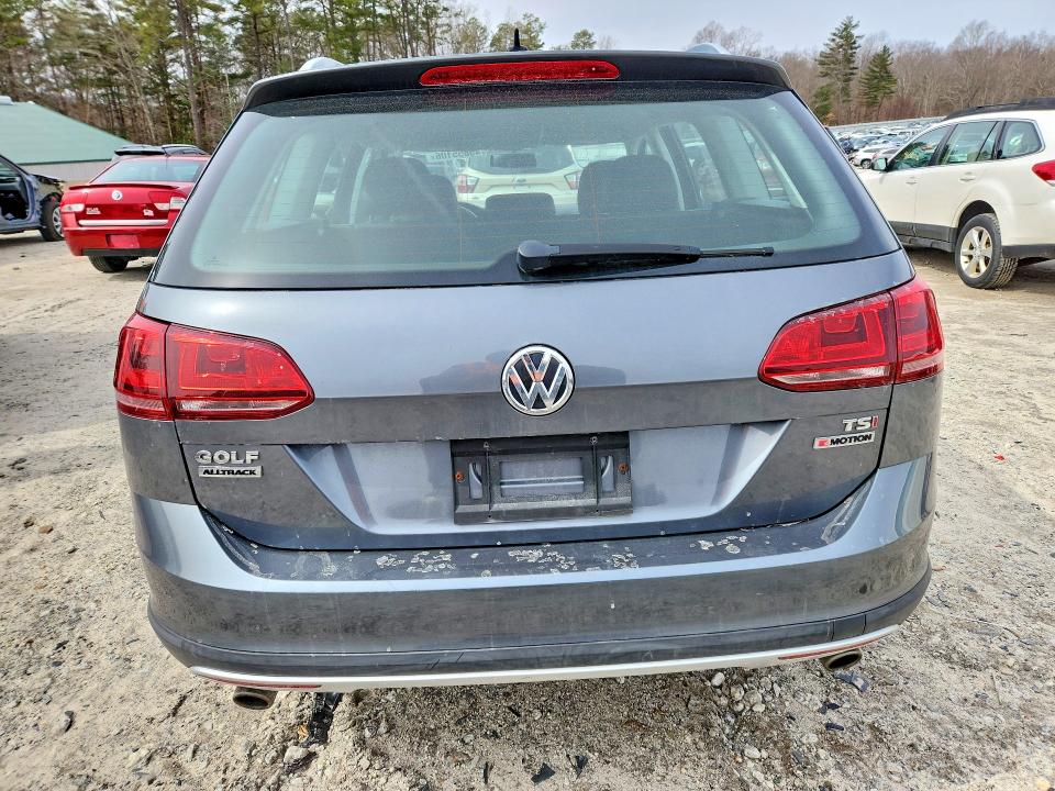 2017 Volkswagen Golf Alltrack მანქანა იყიდება აუქციონზე, vin: 3VWH17AU8HM526439, აუქციონის ნომერი: 45855106