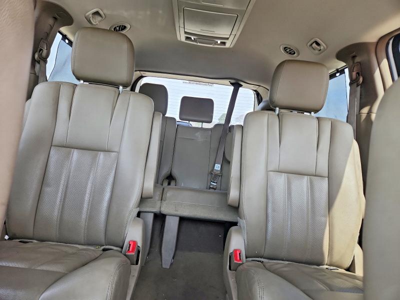 79143485 :رقم المزاد ، 2C4RC1CG4FR656889 vin ، 2015 Chrysler Town & Country مزاد بيع