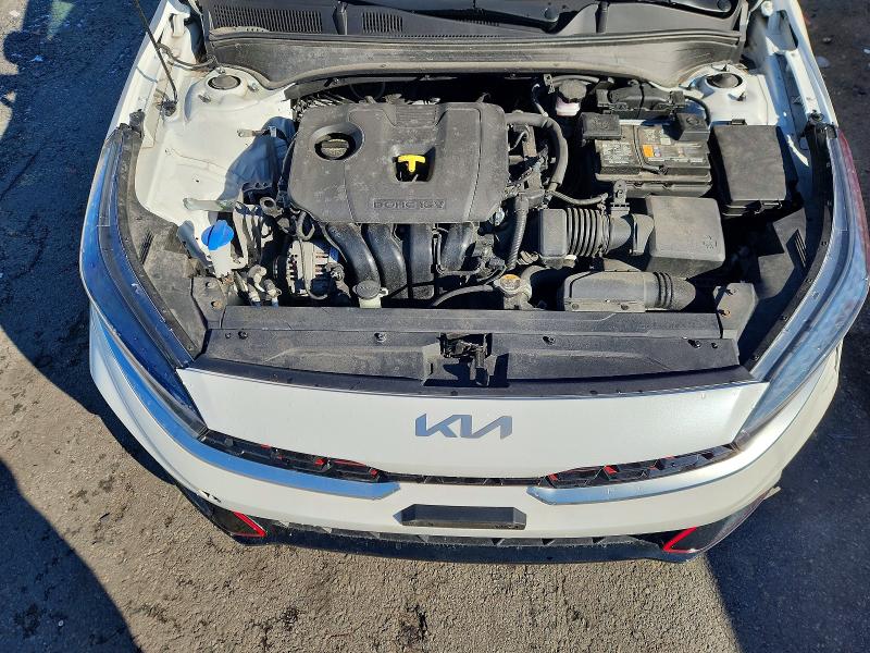 2022 Kia Forte მანქანა იყიდება აუქციონზე, vin: 3KPF54AD5NE431873, აუქციონის ნომერი: 45827606
